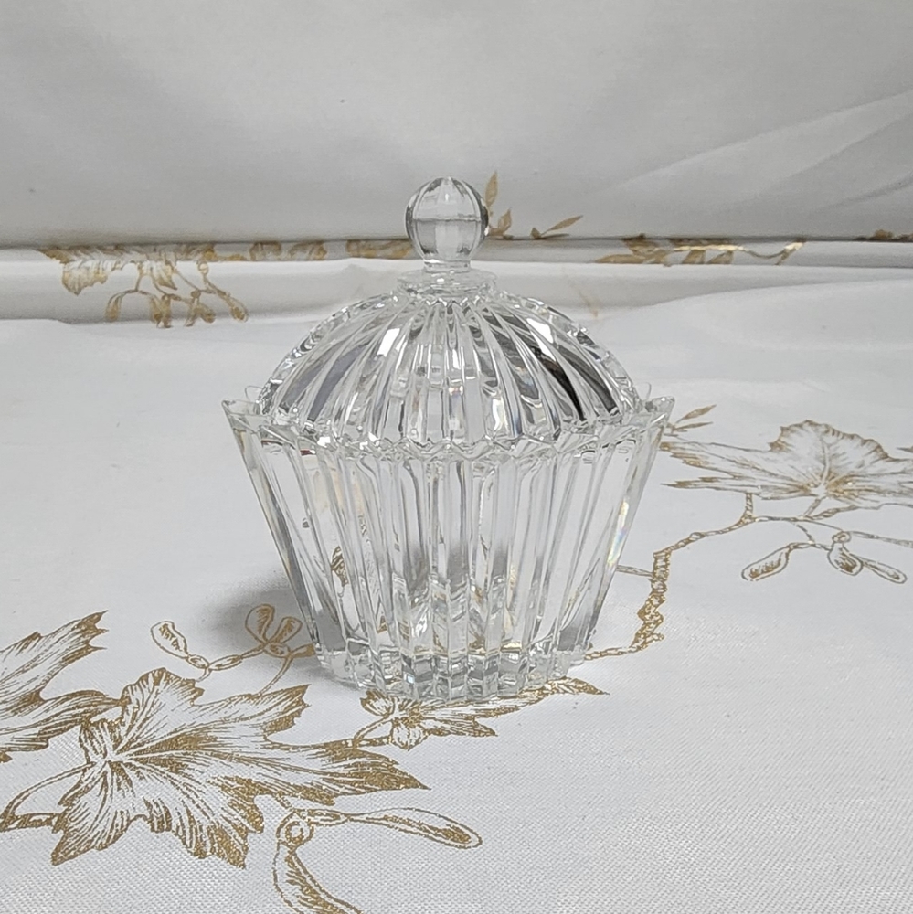 Mikasa Crystal Diamond Fire Oval Candy Trinket Dish with Lid - Vintage Crystal